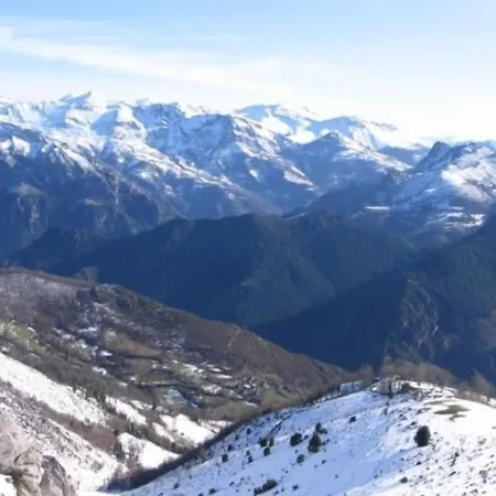 منزل ريفي Camangu *